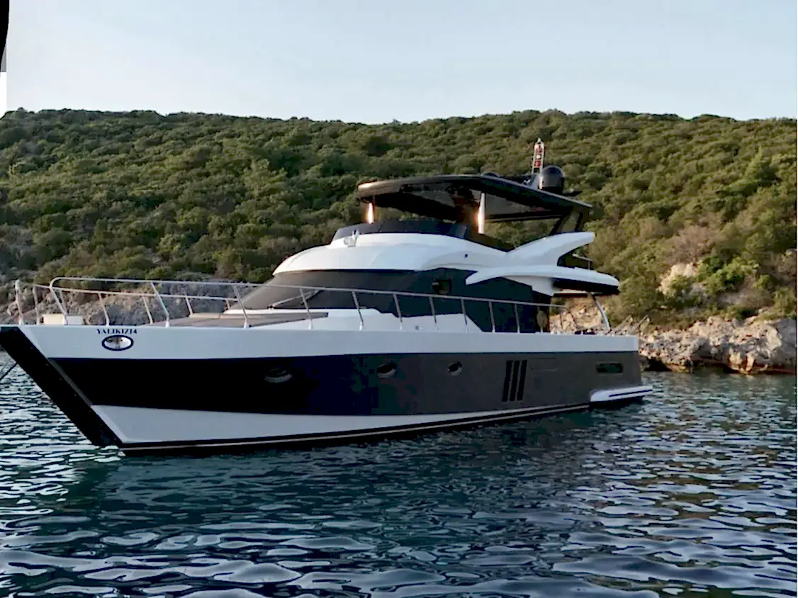 Göcek 3 Kabin Motoryat – Konforlu ve Keyifli Deniz Keyfi