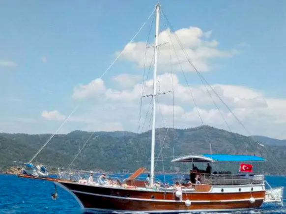 Göcek'te Tekneyle Yatılı ve Günlük Özel Turlar