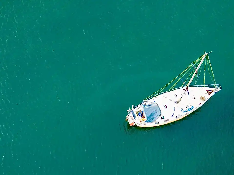 Çeşme Alaçatı´da Yelkenli Eğitimi