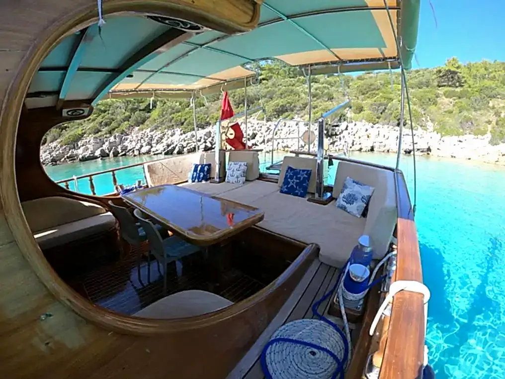 17 Metre Gulet ile Bodrum Çıkışlı Mavi Yolculuk