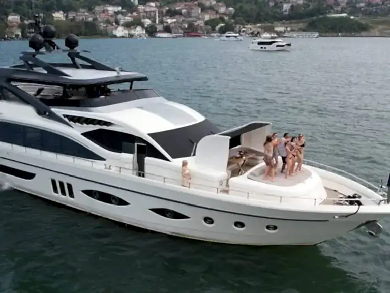 İstanbul Mega Motoryat Boğaz