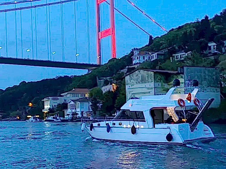 İstanbul'da Günlük Kiralık Motor Yat ve Organizasyonlar