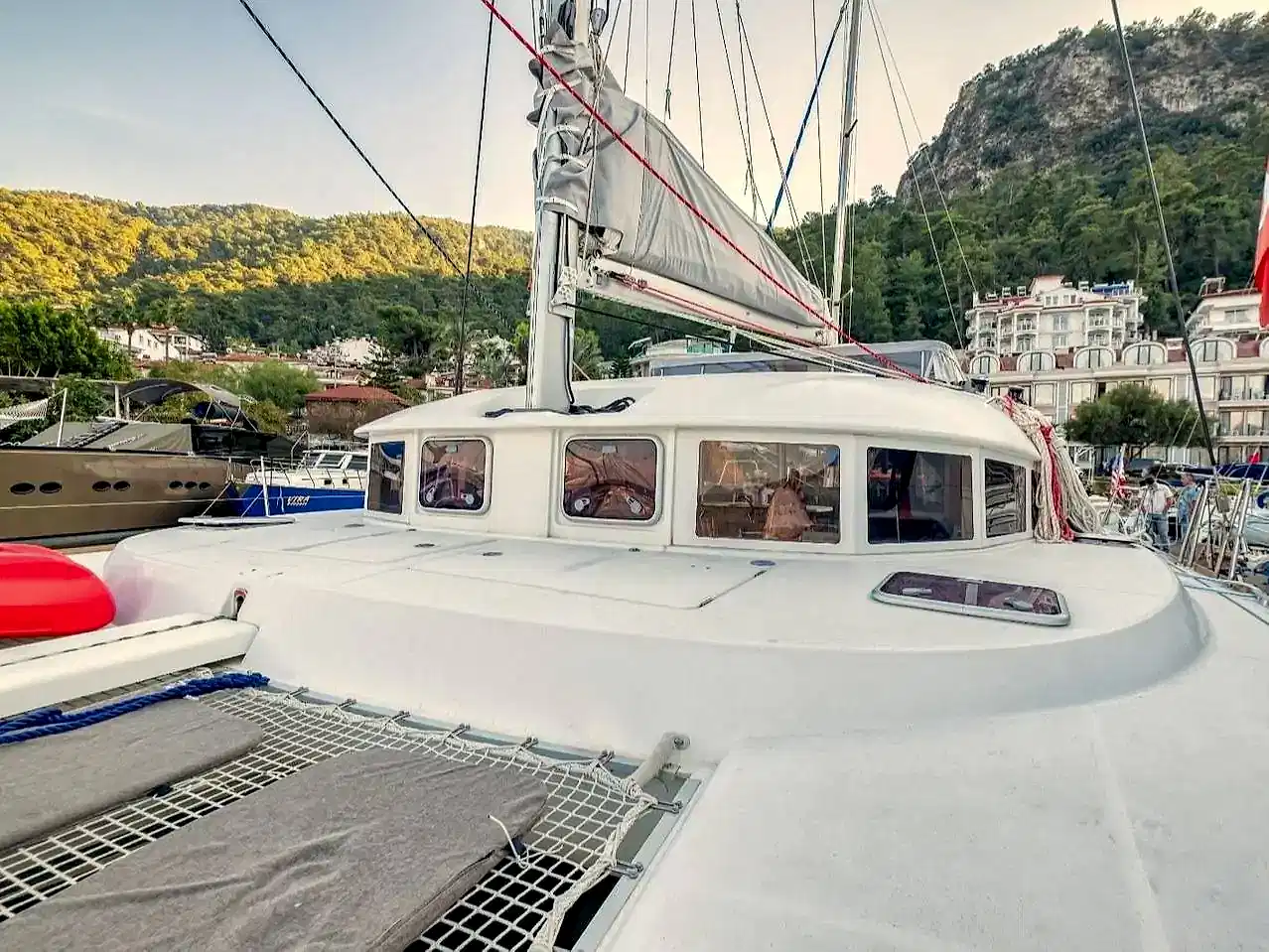 Katamaran ile Yunan Adaları Mavi Tur