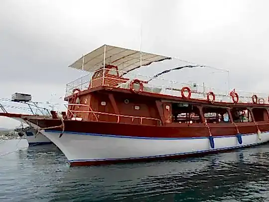 Günlük Tur Teknesi Sığacık